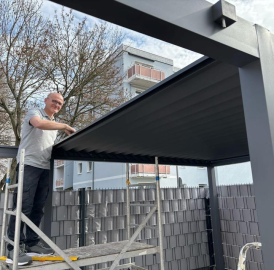 Montage von Carport Gartenhaus Fertiggarage
