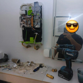 ein erfahrener elektriker der alles rund um haus