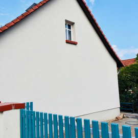 Fassaden Streichen , Verputzen , Reinigen