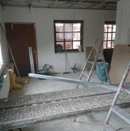 Handwerker hat Termine frei ab Juli.